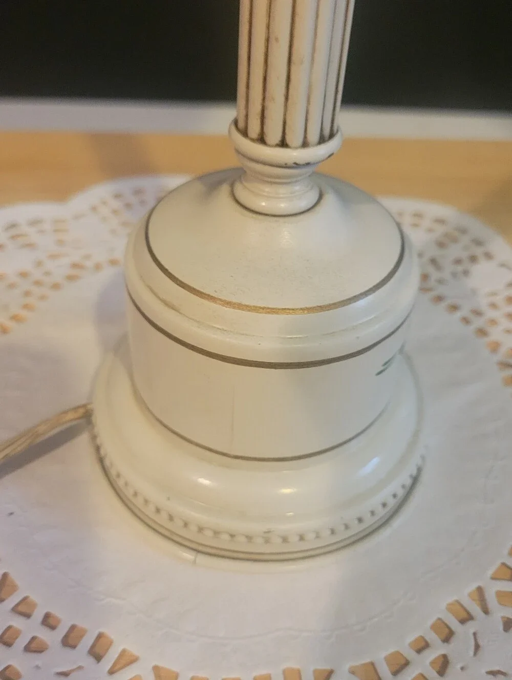 Vintage Slender Base Linen Shade Hand-Painted Flower Motif Cream Lamp